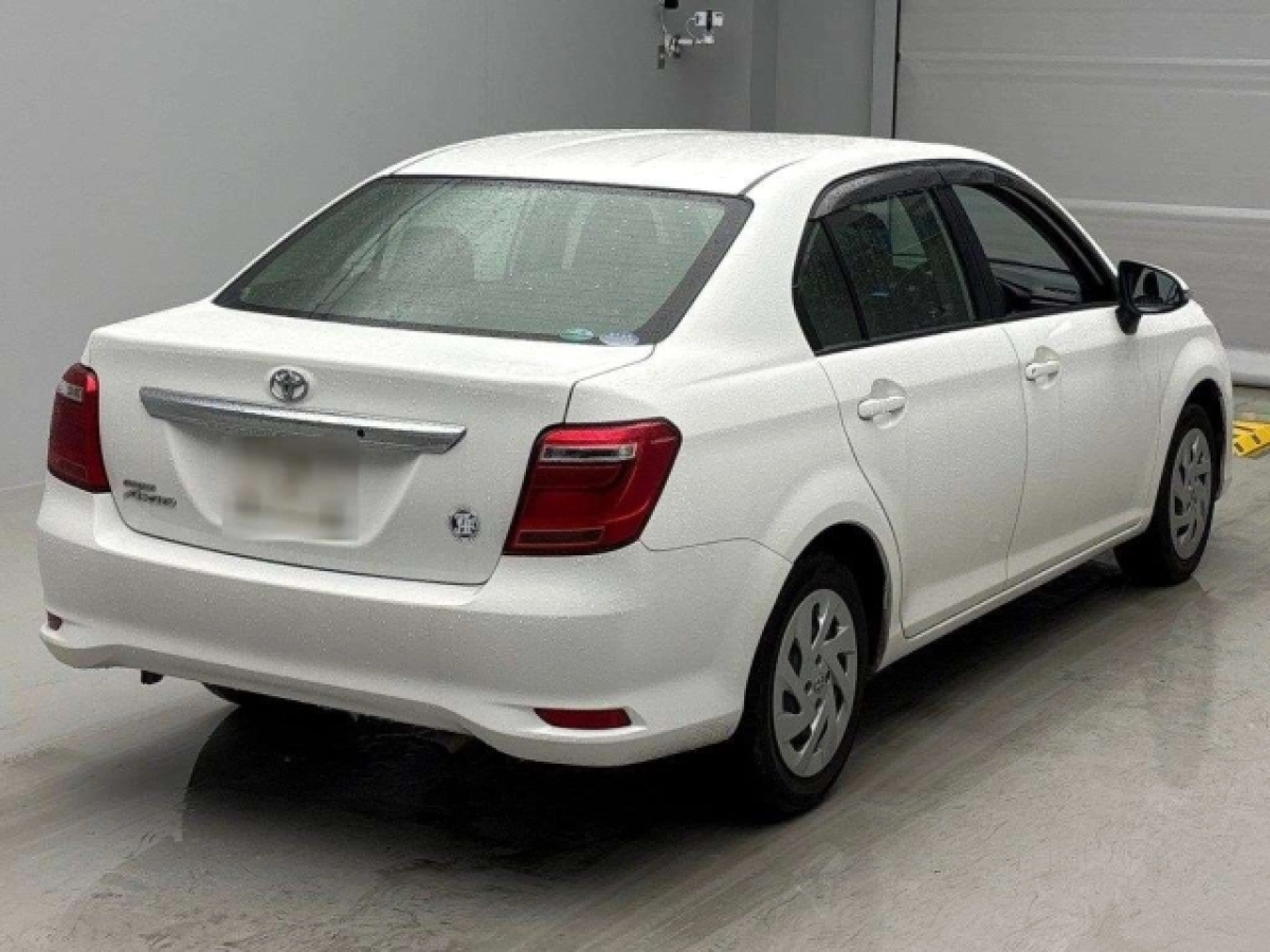 TOYOTA COROLLA AXIO