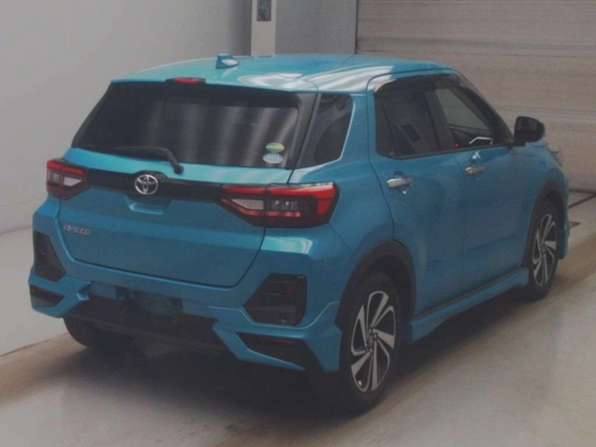TOYOTA RAIZE