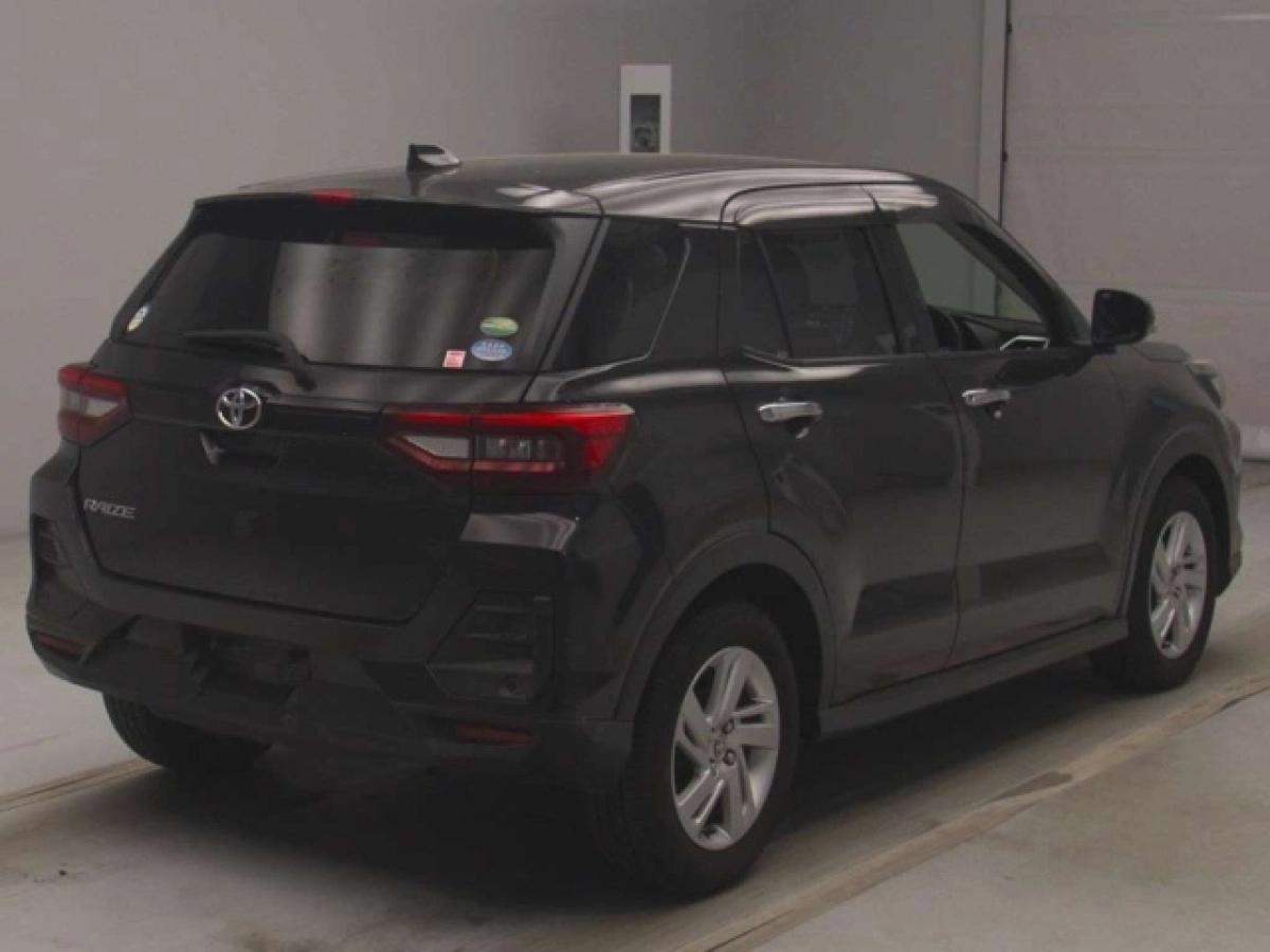 TOYOTA RAIZE