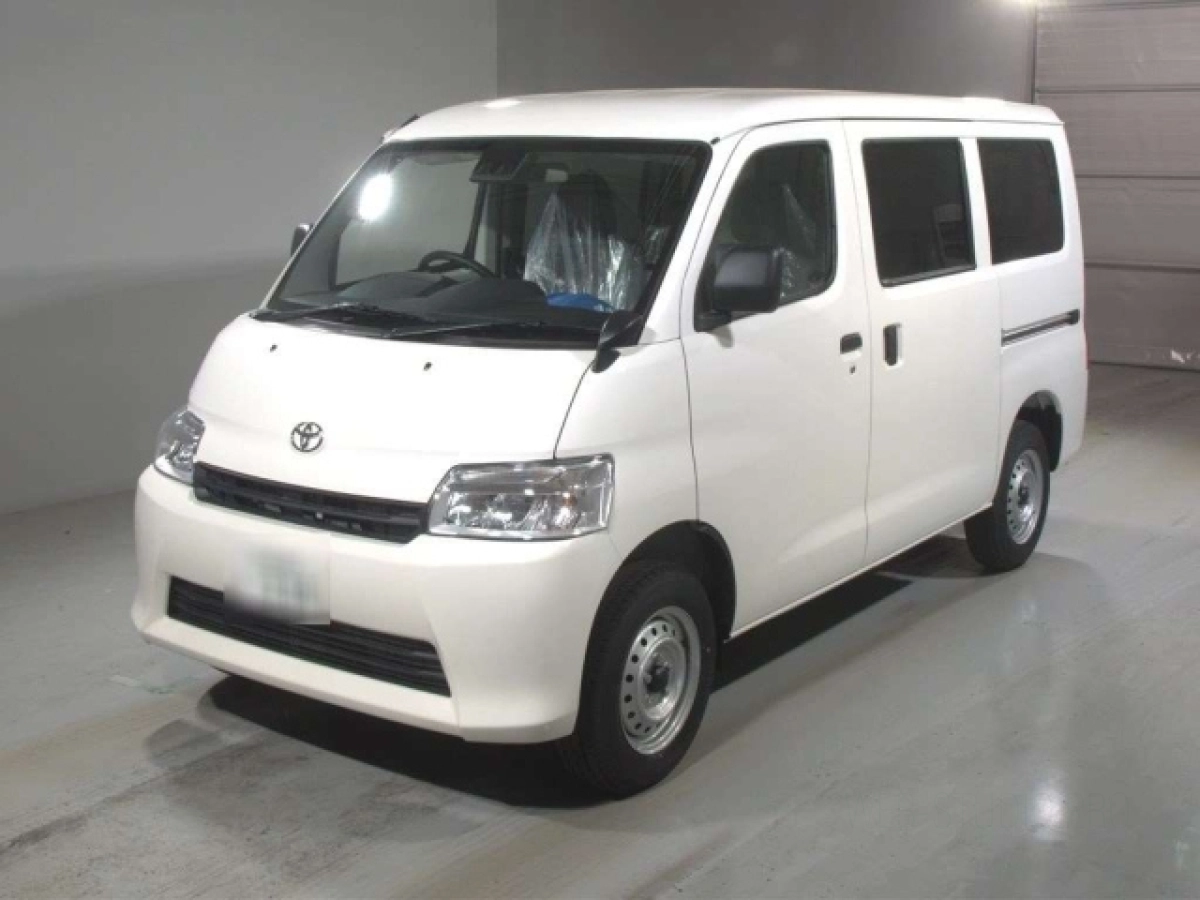 TOYOTA TOWN ACE VAN