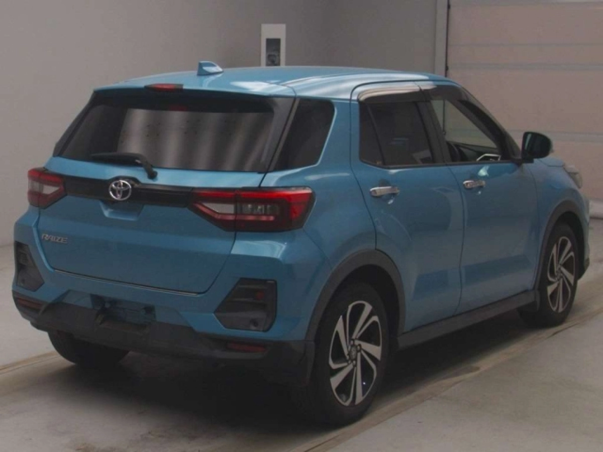 TOYOTA RAIZE