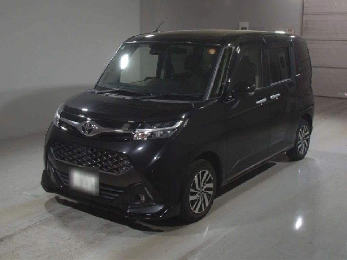 TOYOTA TANK M900A 2020