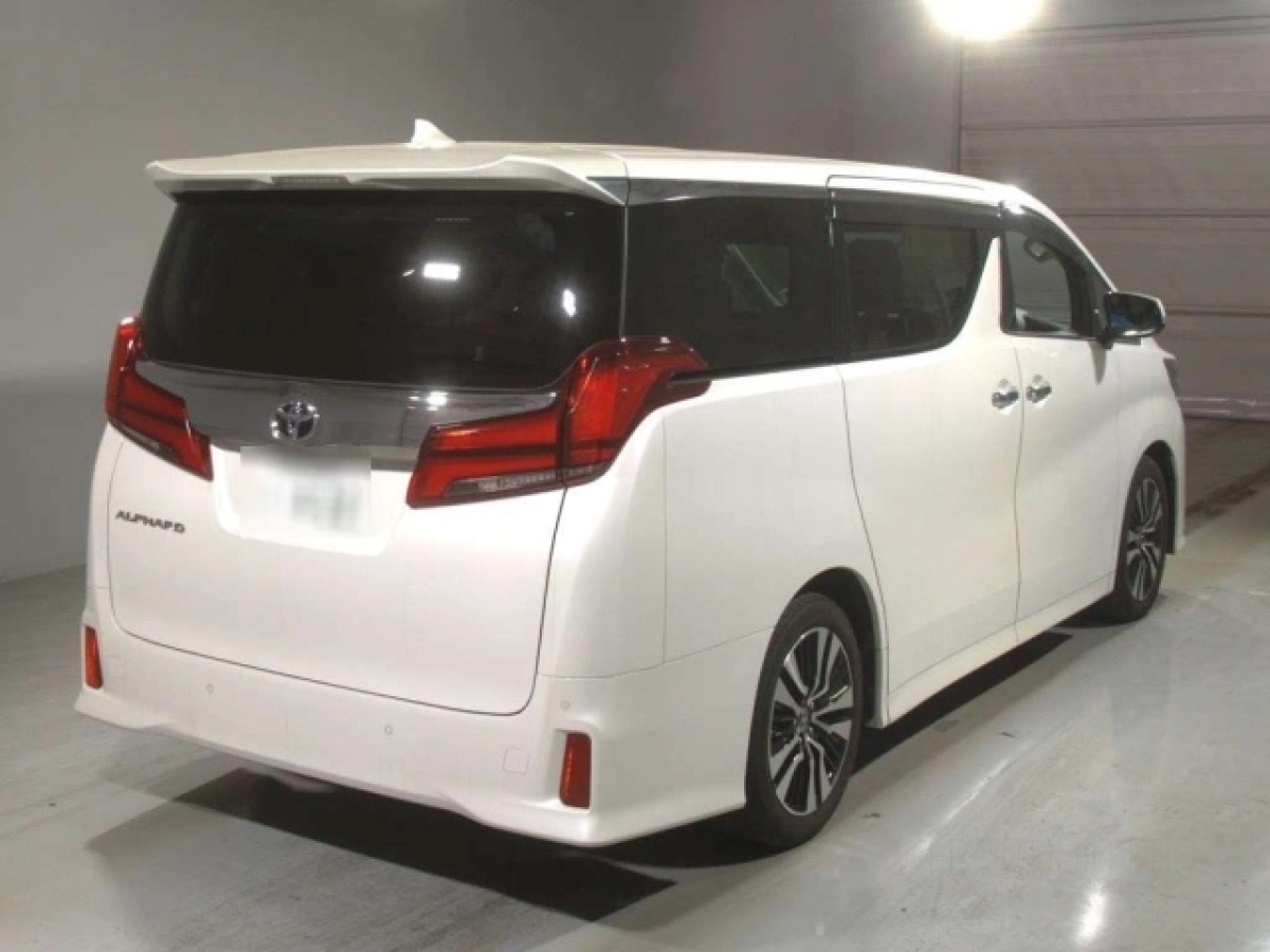 TOYOTA ALPHARD