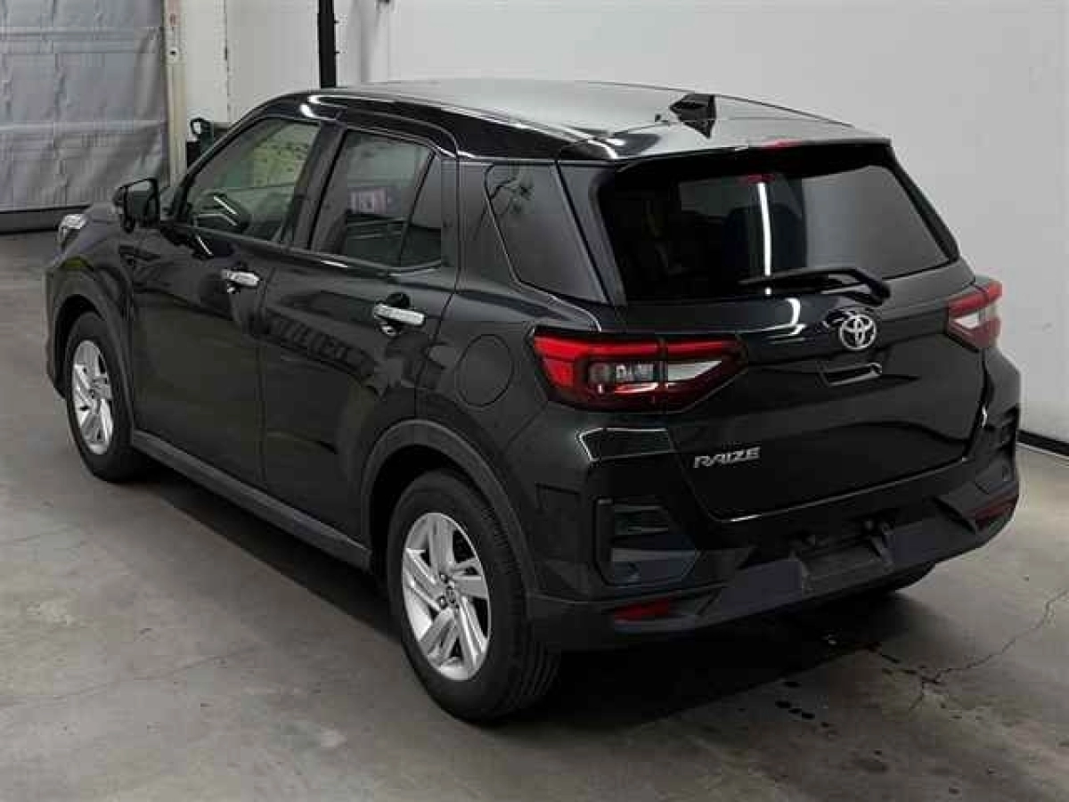 TOYOTA RAIZE