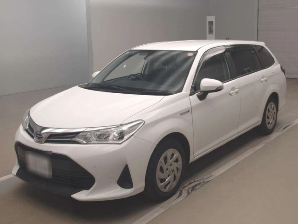 TOYOTA COROLLA FIELDER NKE165G 2020