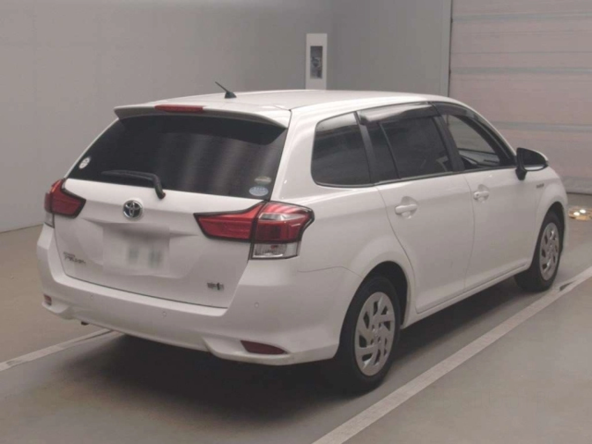 TOYOTA COROLLA FIELDER