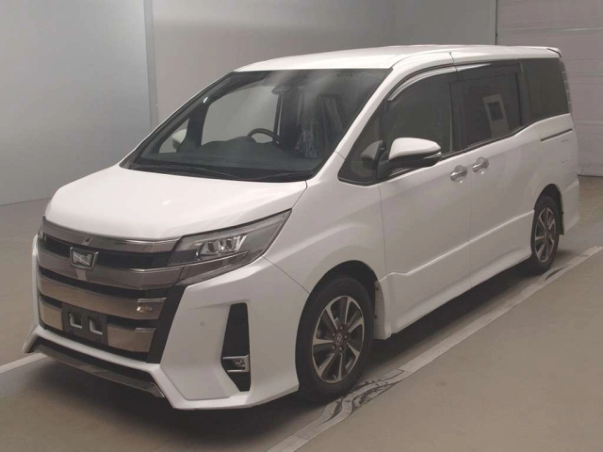 TOYOTA NOAH ZRR80W 2019