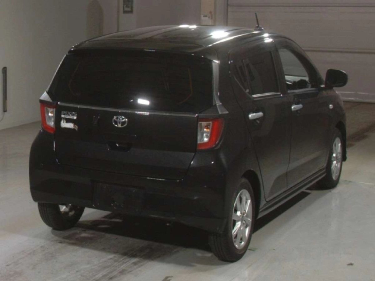 TOYOTA PIXIS EPOCH