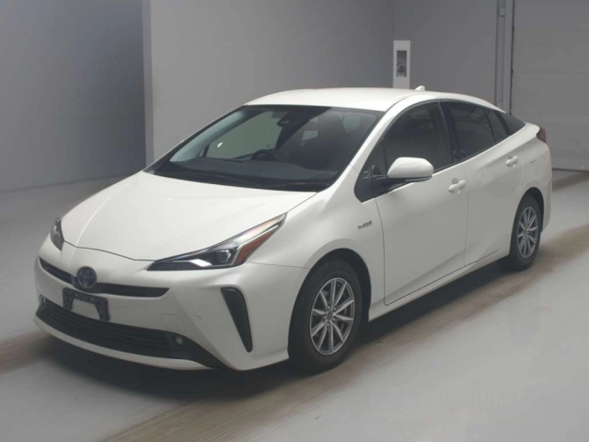 TOYOTA PRIUS ZVW51 2019