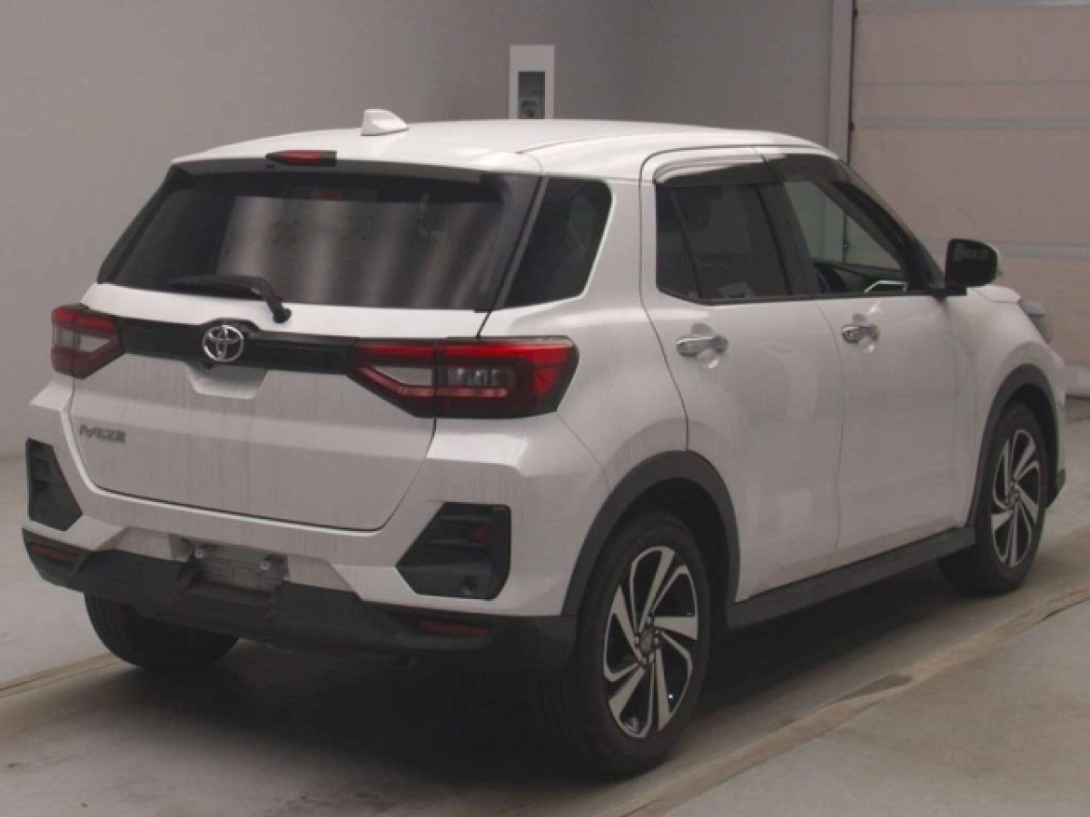 TOYOTA RAIZE