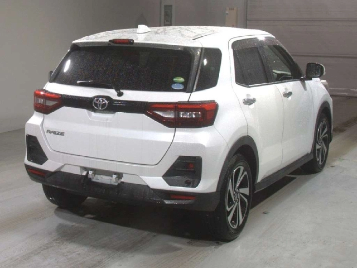 TOYOTA RAIZE