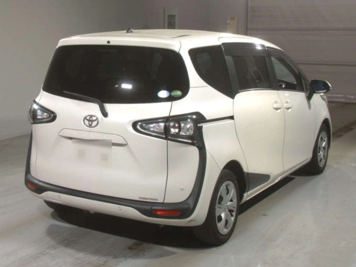 TOYOTA SIENTA