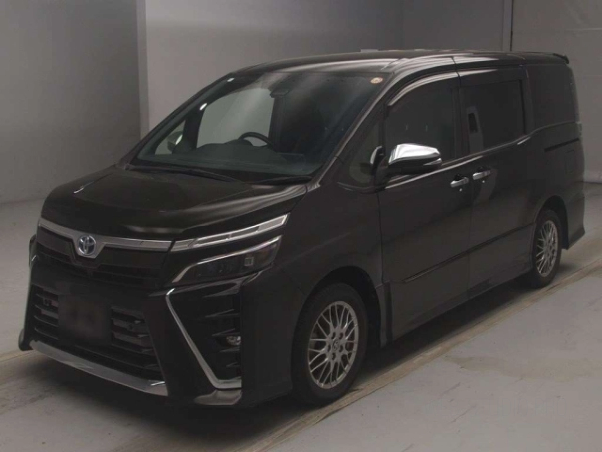 TOYOTA VOXY ZWR80W 2020