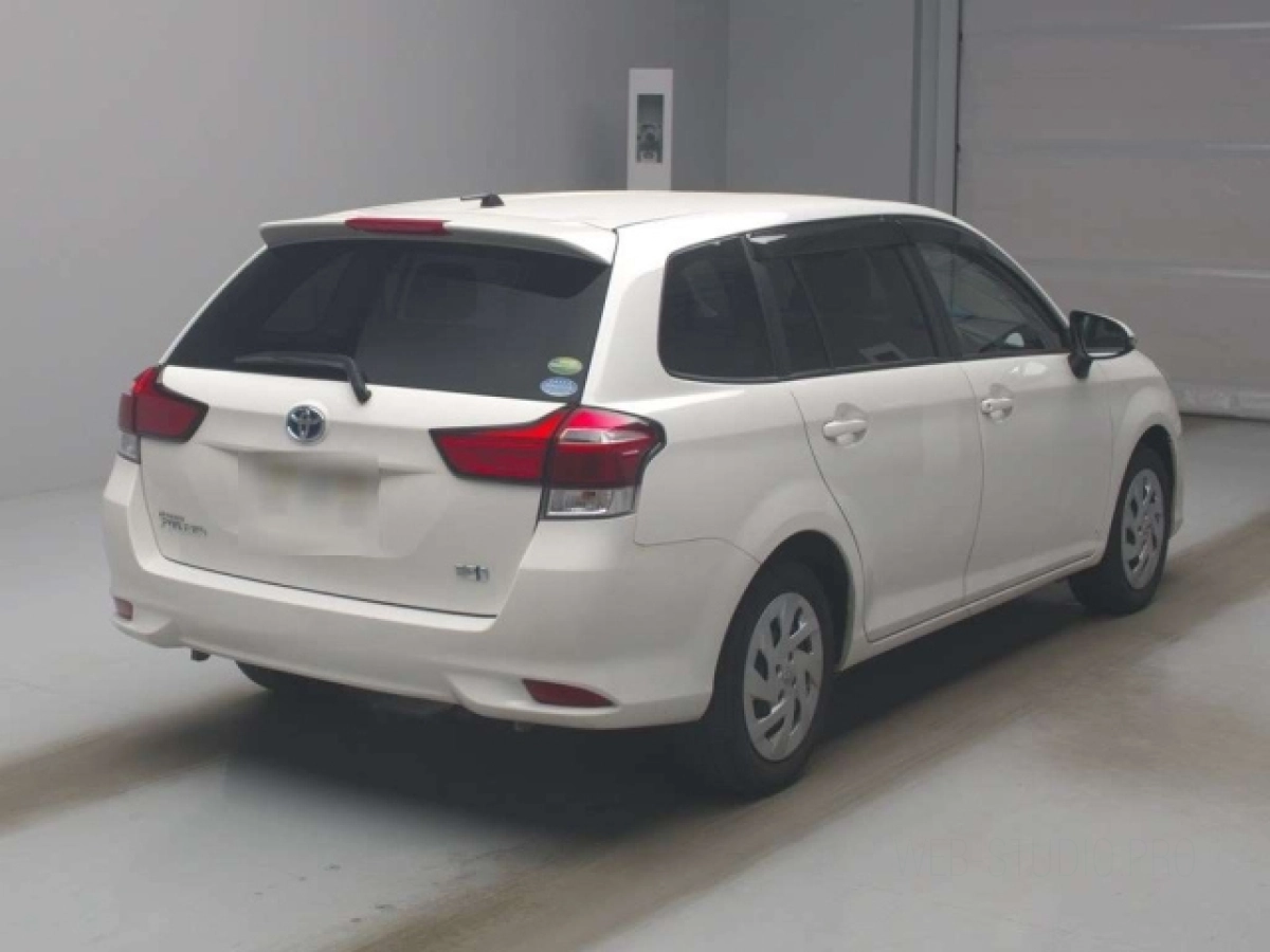 TOYOTA COROLLA FIELDER