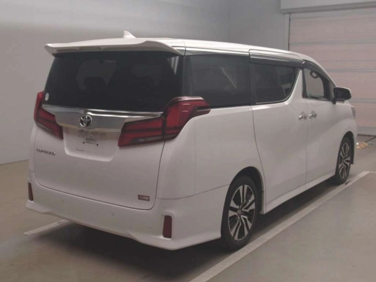 TOYOTA ALPHARD