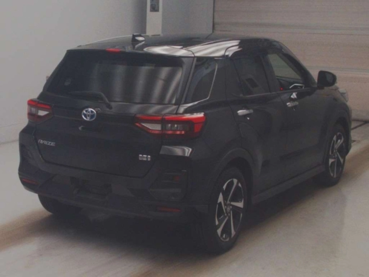 TOYOTA RAIZE