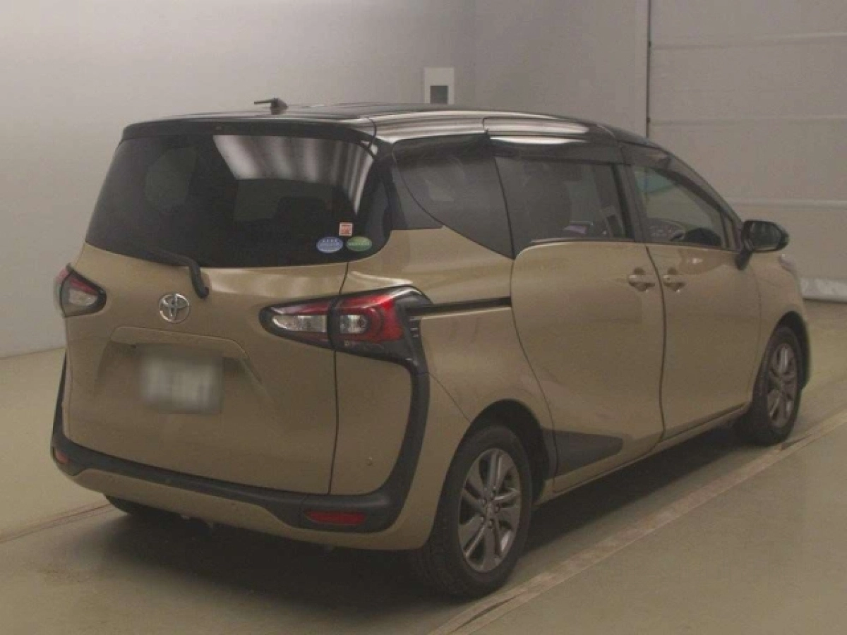 TOYOTA SIENTA