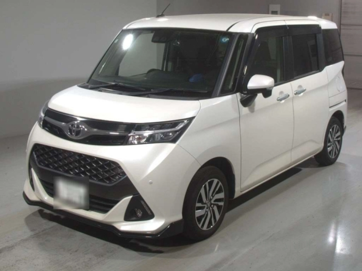 TOYOTA TANK M900A 2020