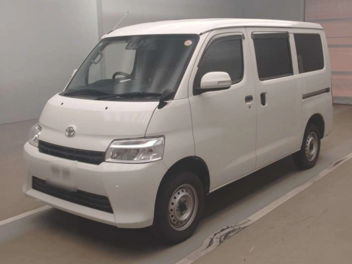 TOYOTA TOWN ACE VAN