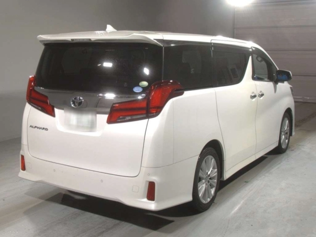 TOYOTA ALPHARD