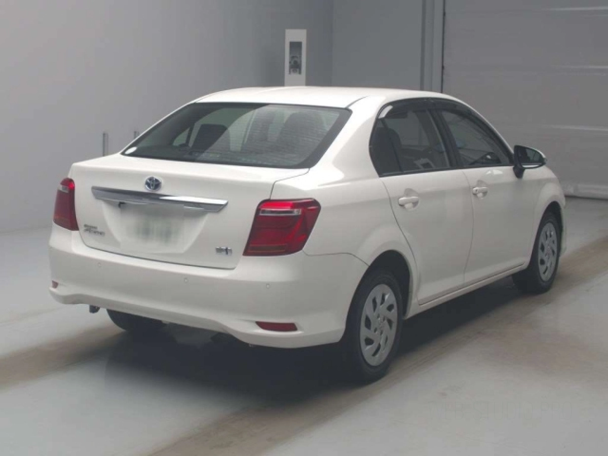 TOYOTA COROLLA AXIO