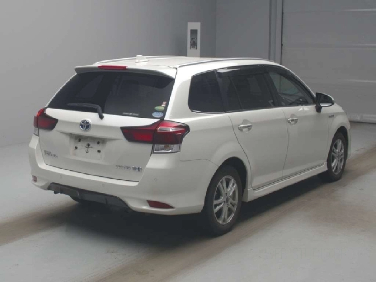 TOYOTA COROLLA FIELDER