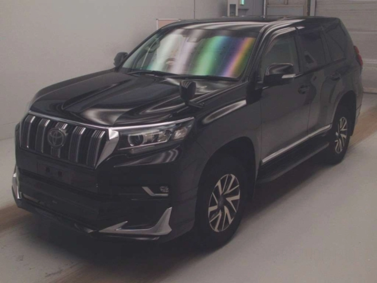 TOYOTA LAND CRUISER PRADO TRJ150W 2020