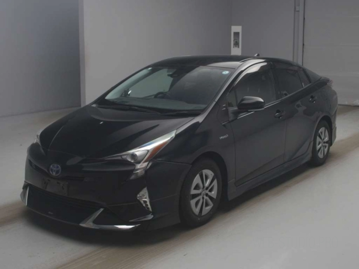 TOYOTA PRIUS ZVW51 2019