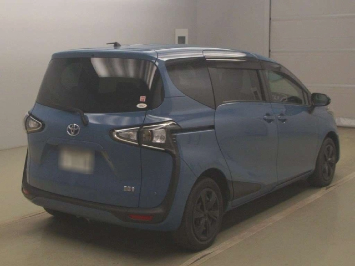 TOYOTA SIENTA