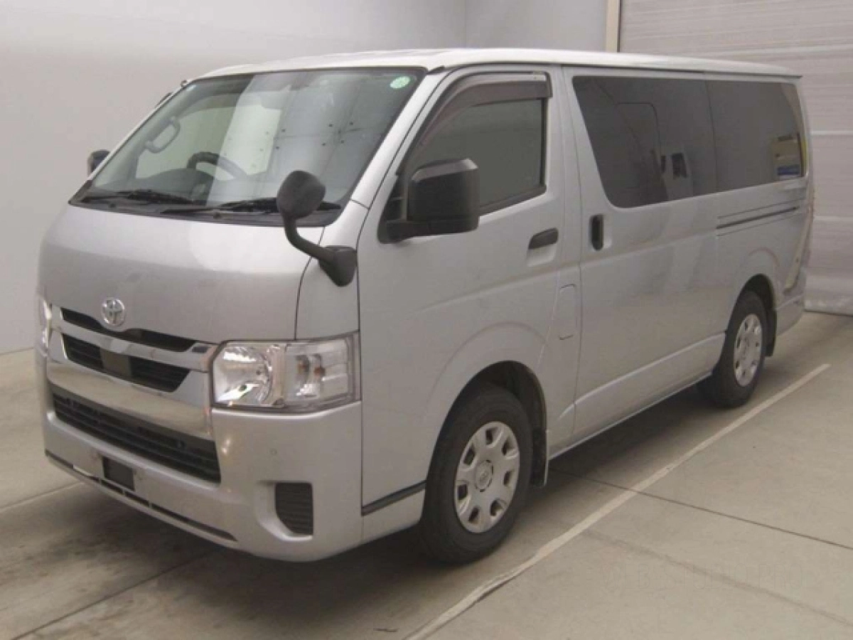 TOYOTA HIACE VAN GDH201V 2021
