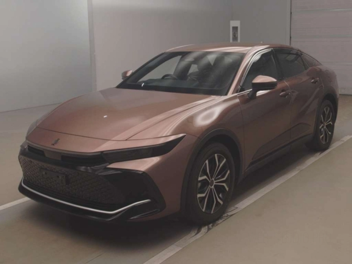 TOYOTA CROWN CROSSOVER AZSH35 2022