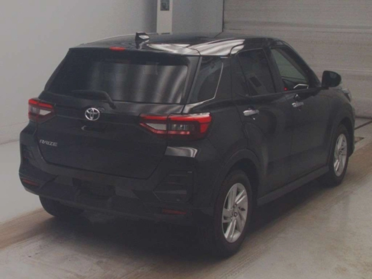 TOYOTA RAIZE