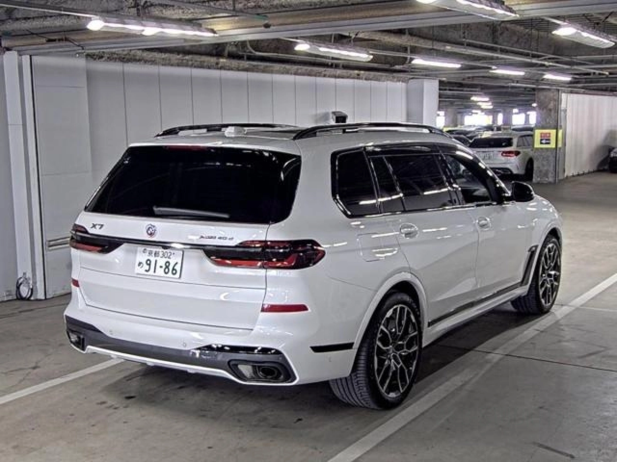BMW X7