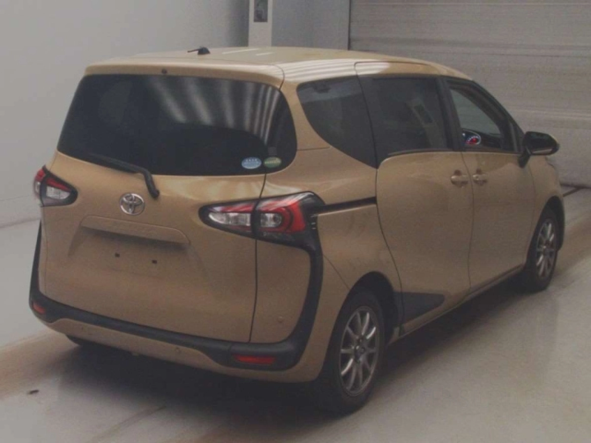 TOYOTA SIENTA