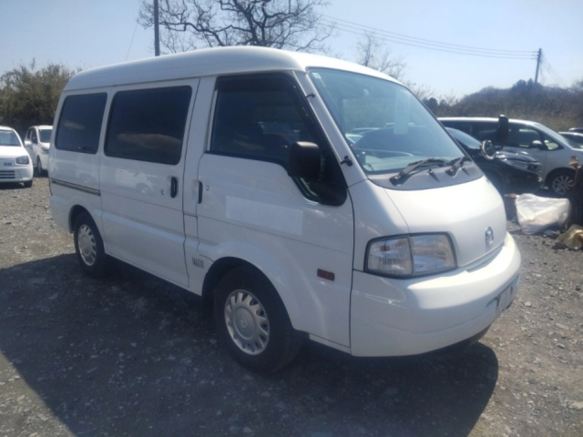 MAZDA BONGO VAN
