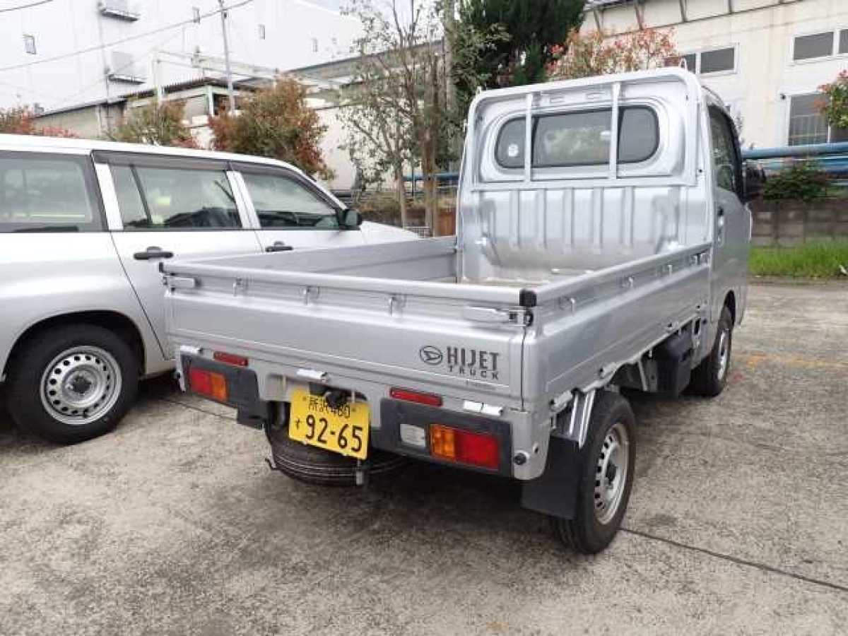 DAIHATSU HIJET TRUCK