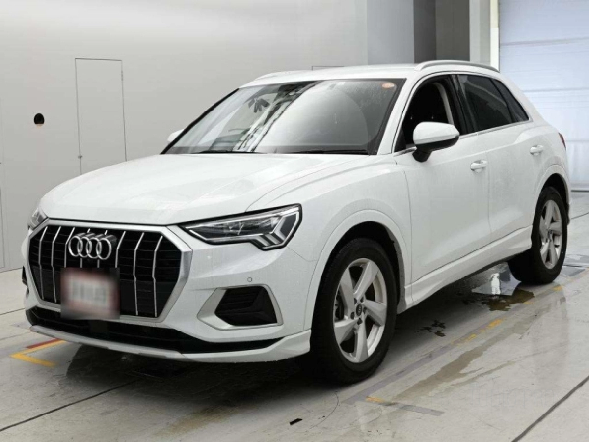 AUDI Q3 F3DFY 2023