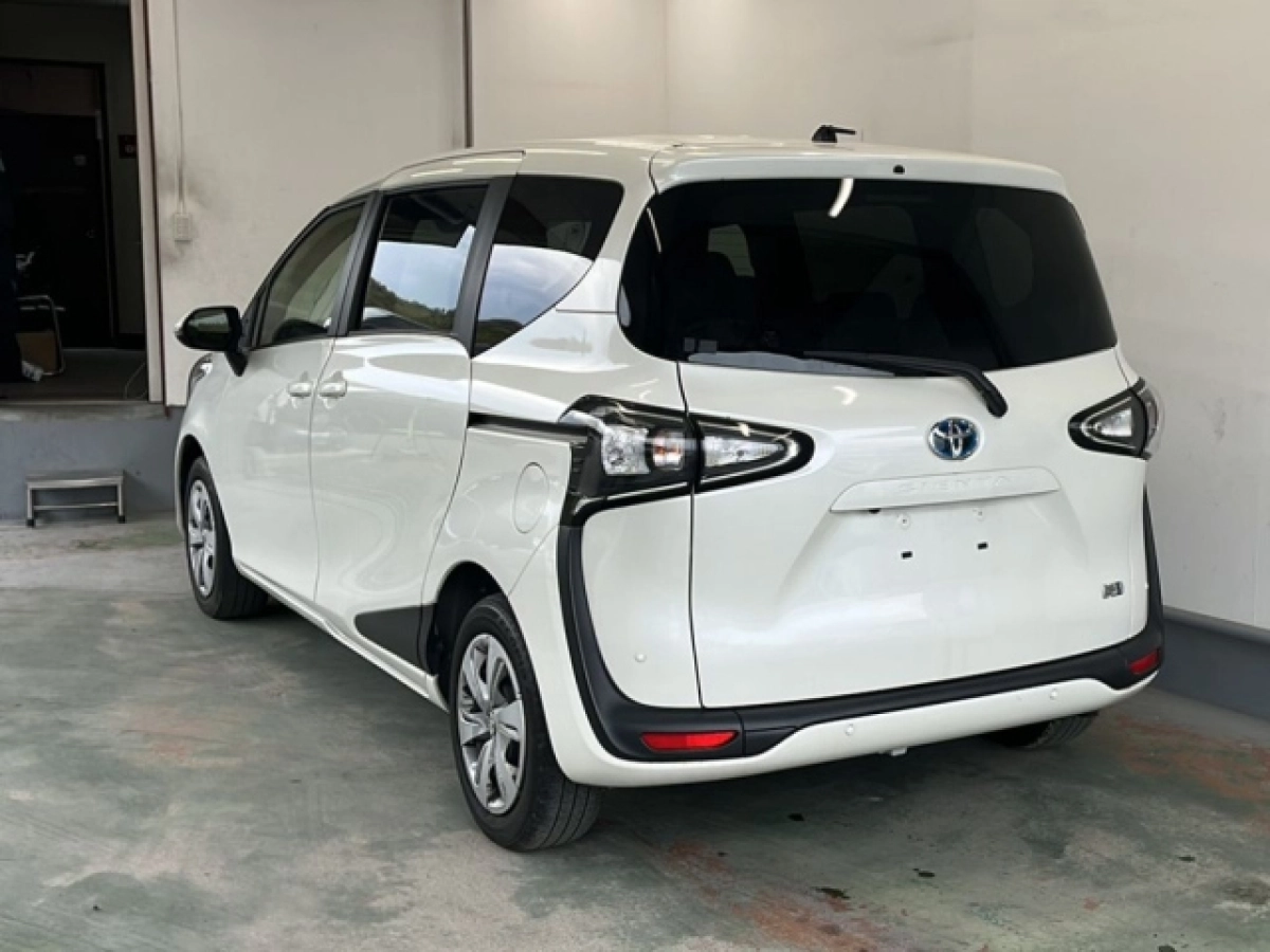 TOYOTA SIENTA