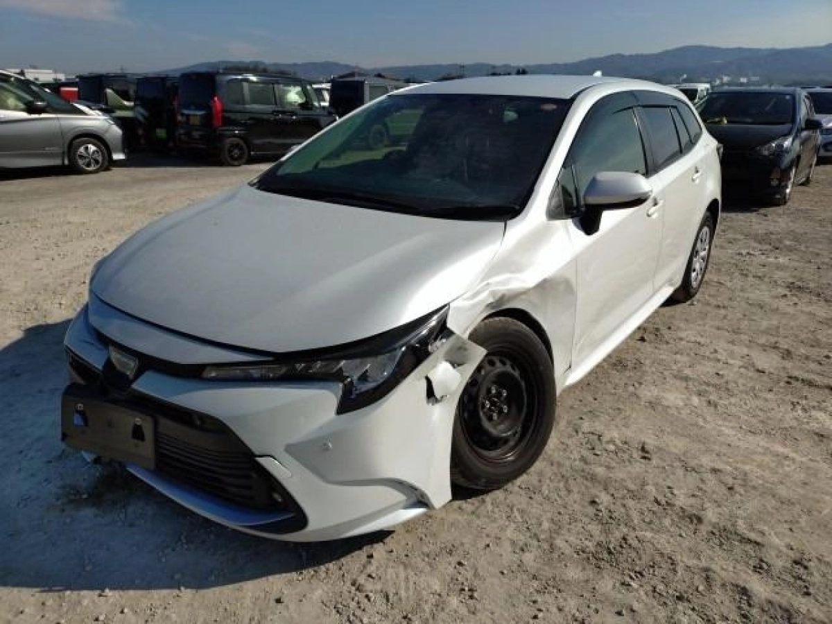 TOYOTA COROLLA TOURING ZWE219W 2024