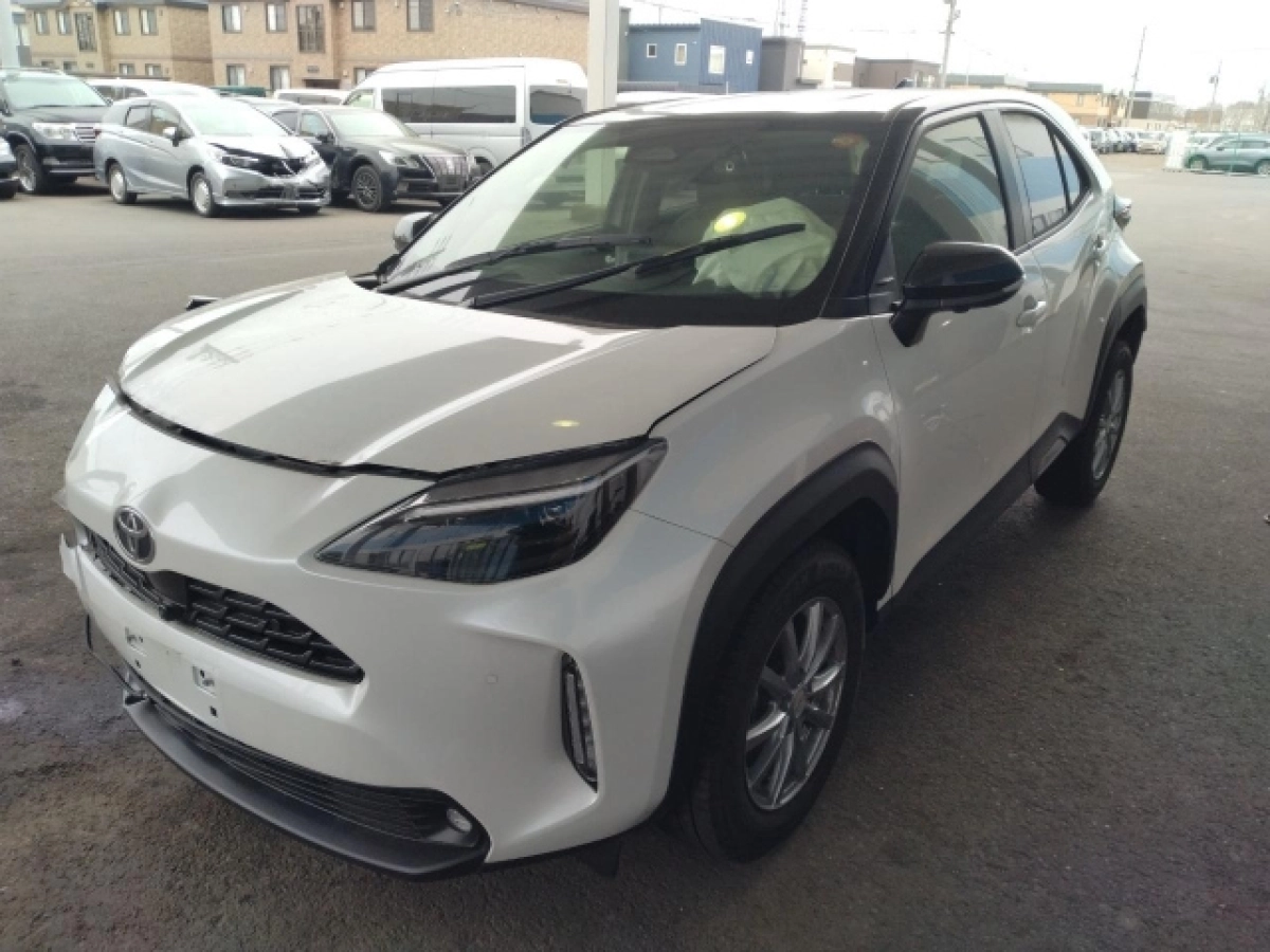 TOYOTA YARIS CROSS