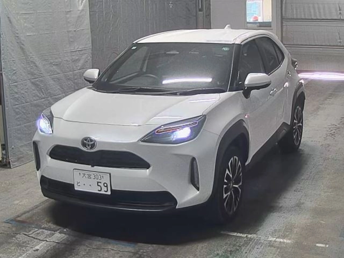 TOYOTA YARIS CROSS