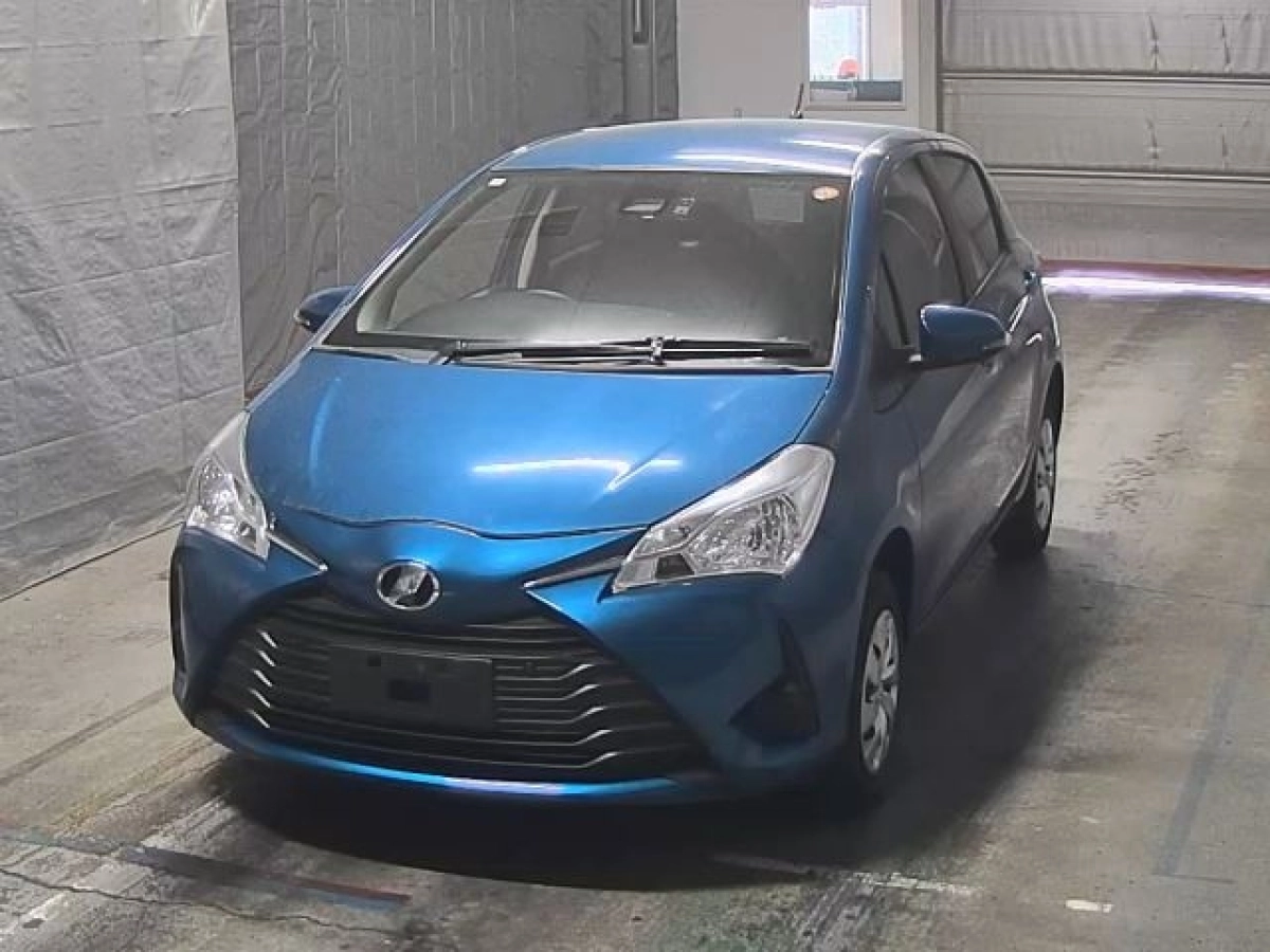 TOYOTA VITZ