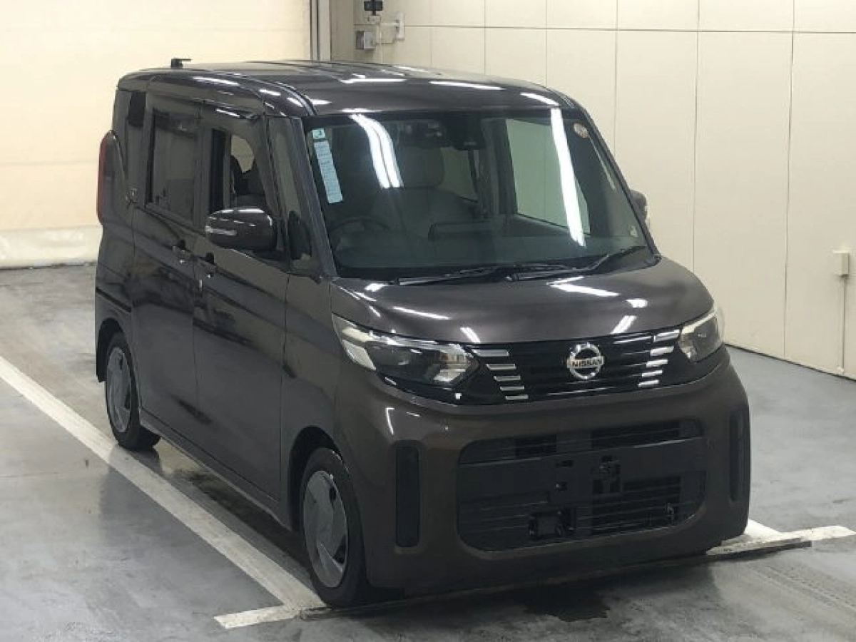 NISSAN ROOX