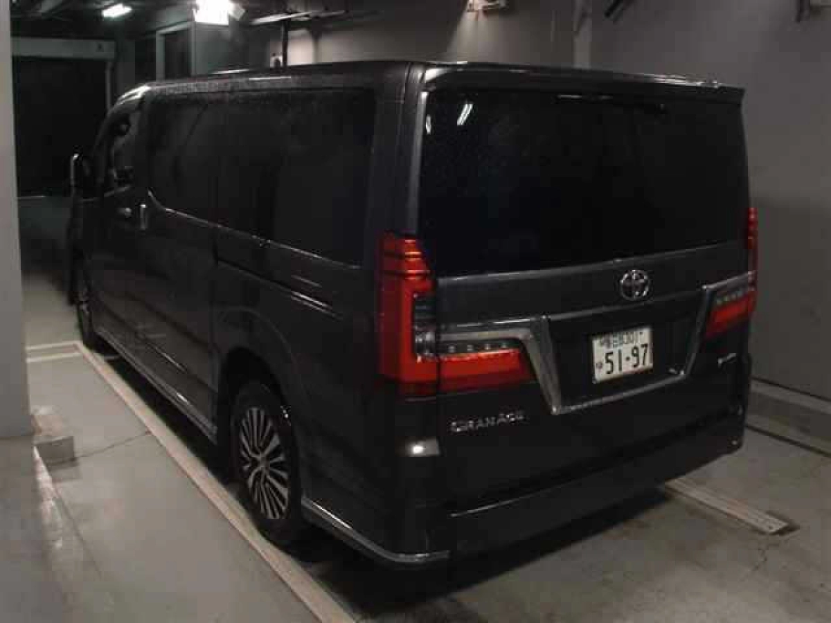 TOYOTA GRANACE