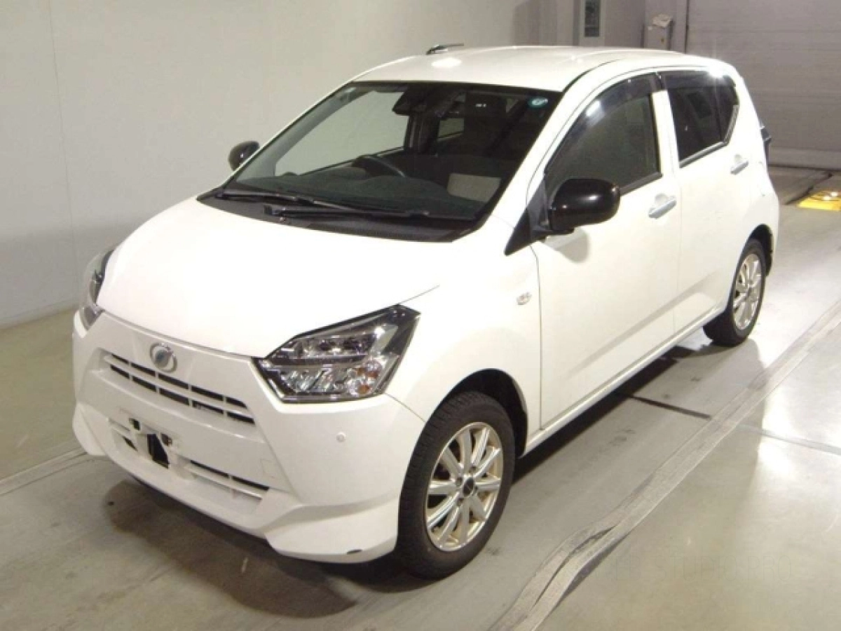 TOYOTA PIXIS EPOCH LA360A 2021