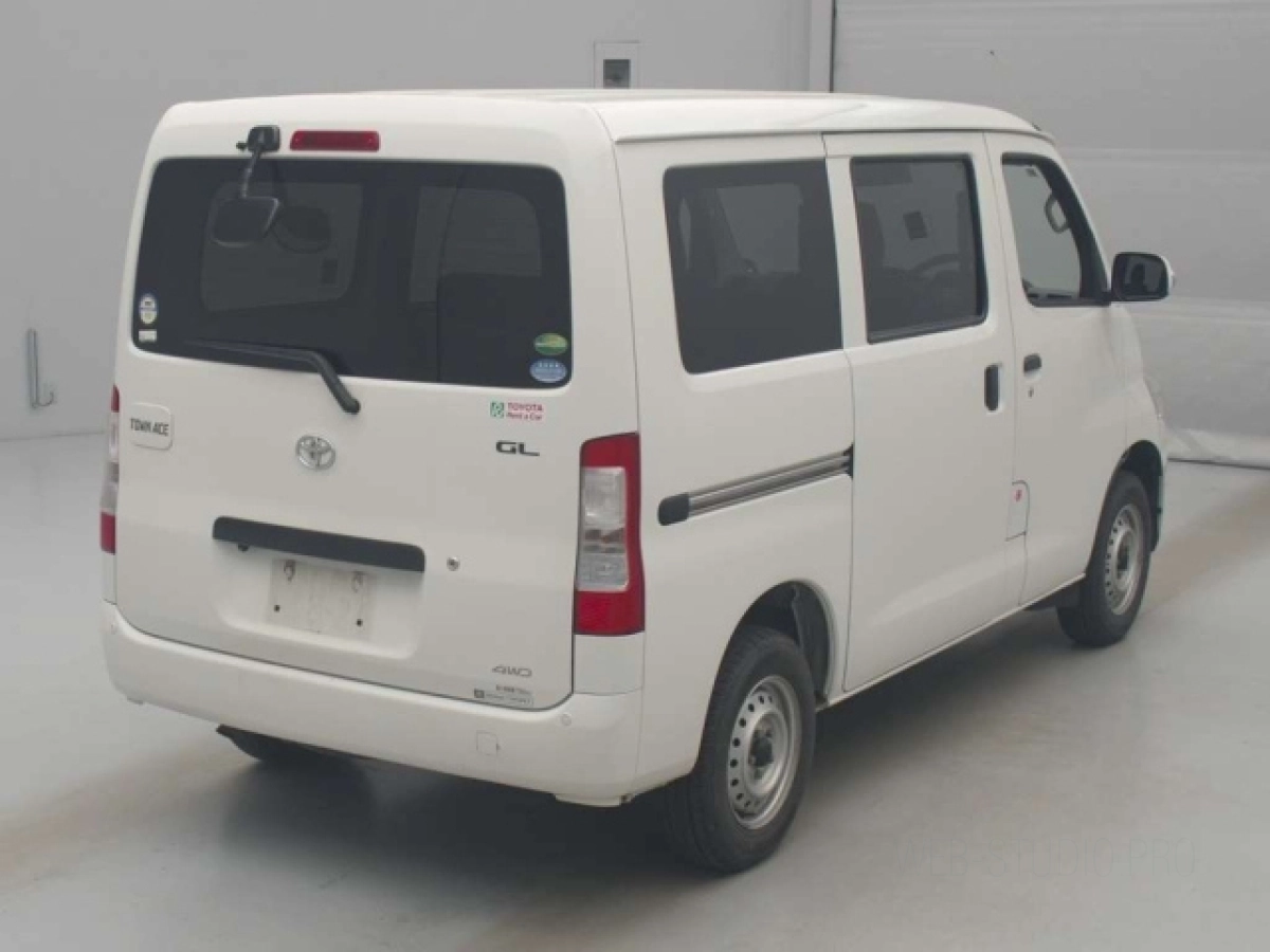 TOYOTA TOWN ACE VAN