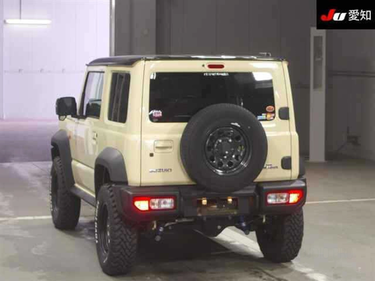 SUZUKI JIMNY SIERRA