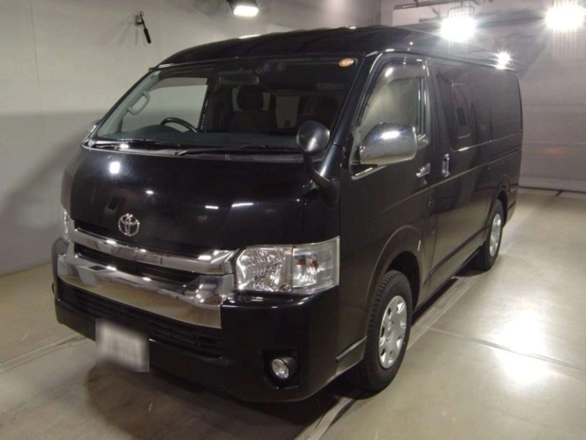 TOYOTA HIACE VAN TRH216K 2019