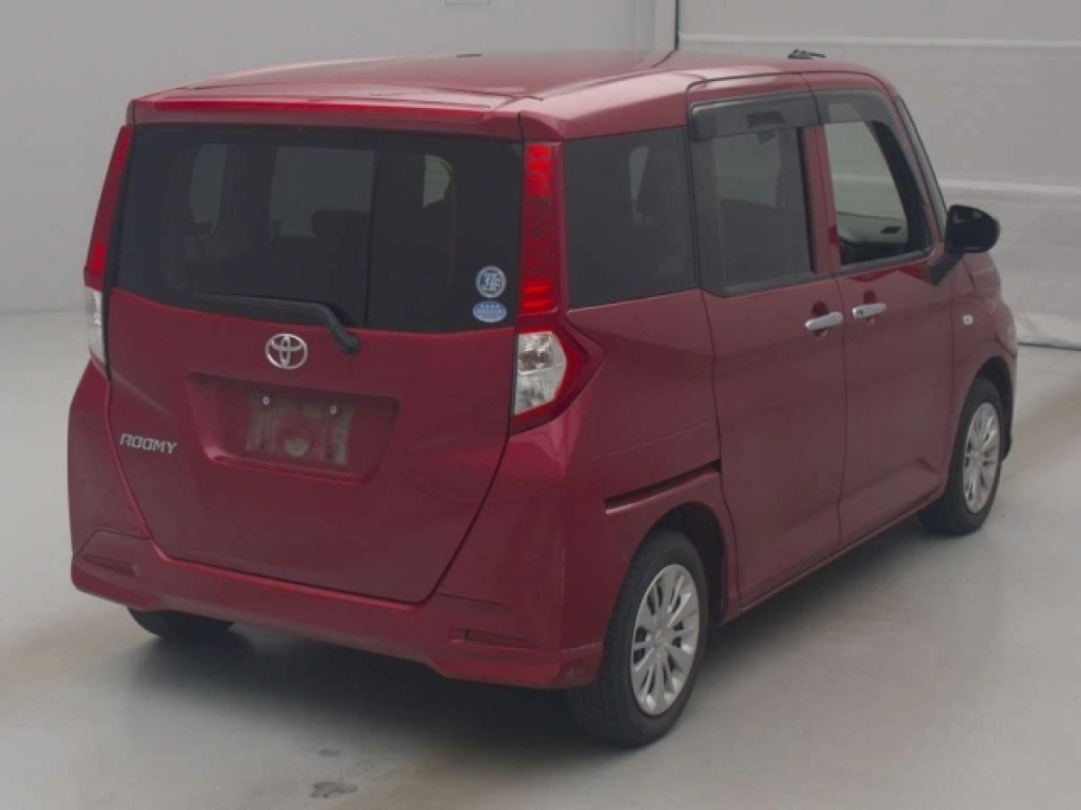 TOYOTA ROOMY