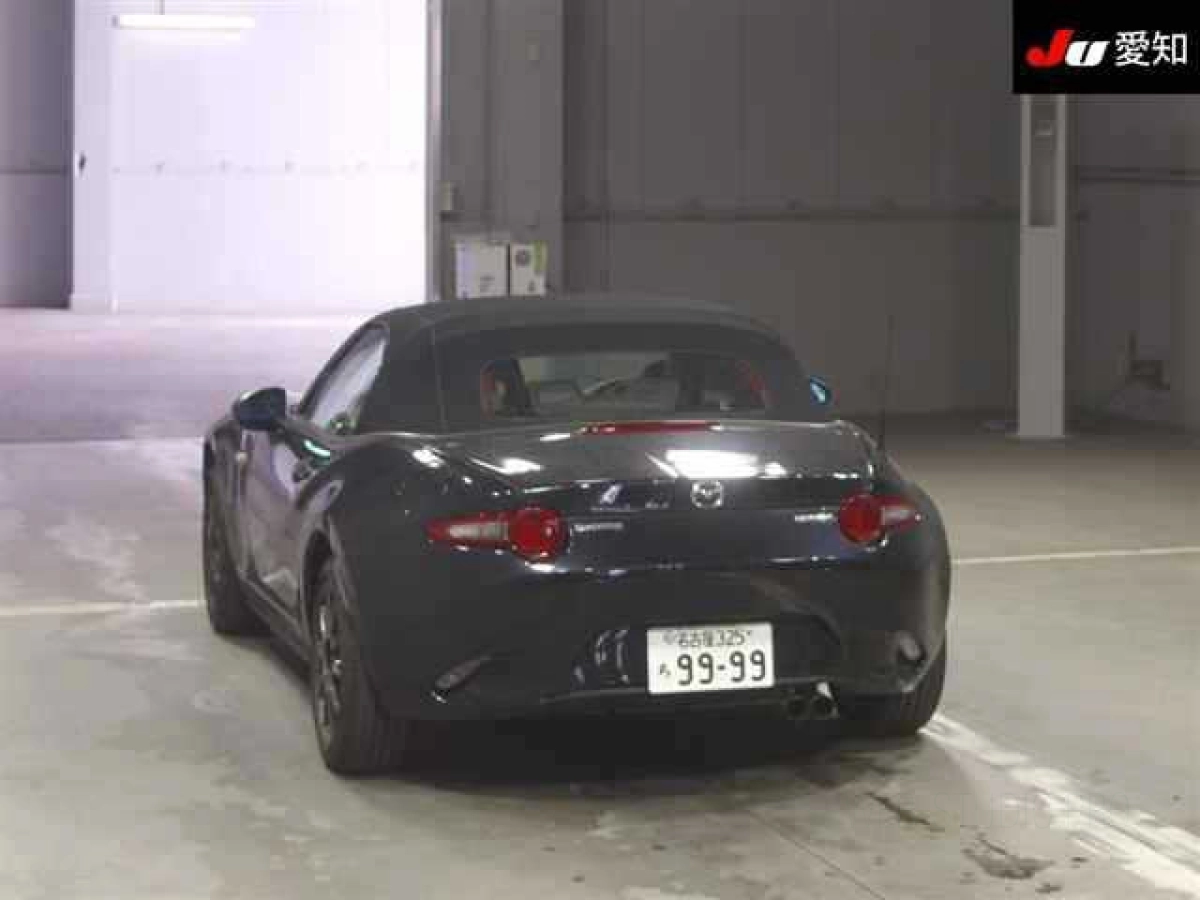 MAZDA ROADSTER
